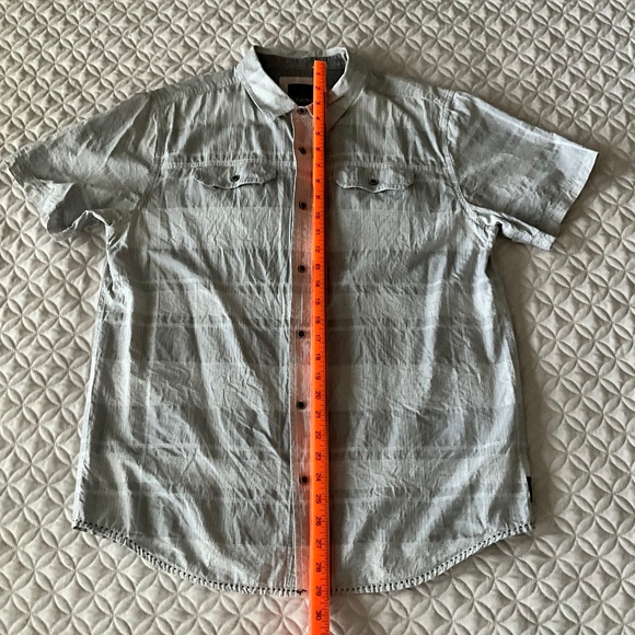 Prana Men’s Large Short Sleeve Shirt - Picture 1 of 3